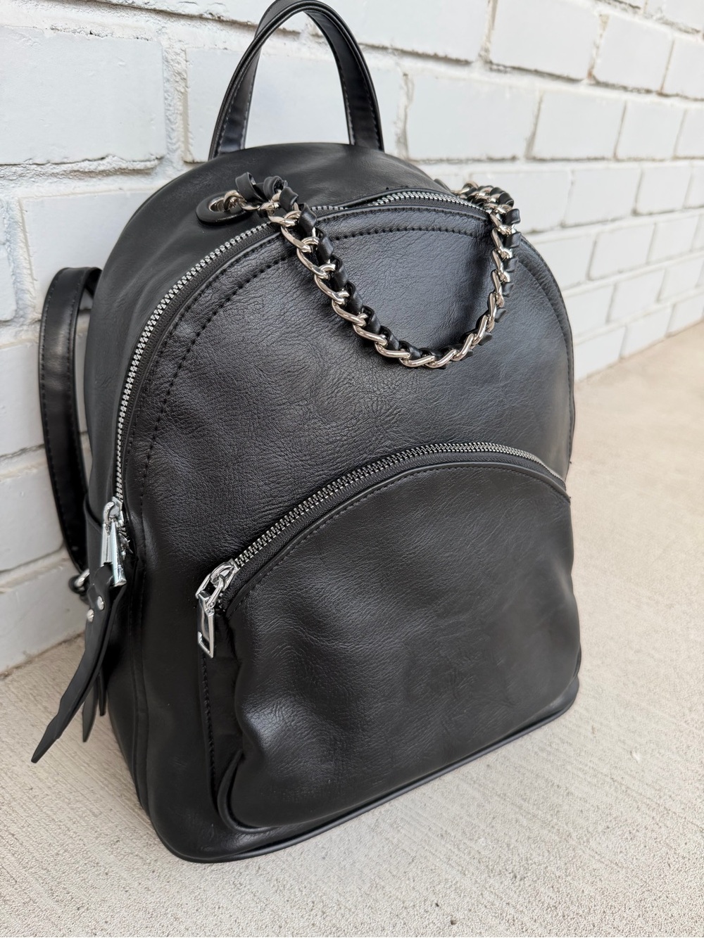 Derimod Genuine Leather Black Backpack Purse Chain Detail Women’s Bag